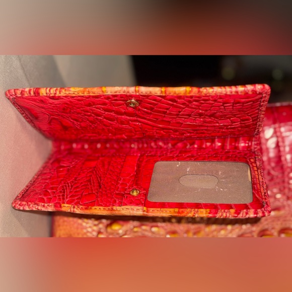 NWOT Brahmin Shira infusion ombre bucket bag Natural leather and wallet set - Picture 6 of 6